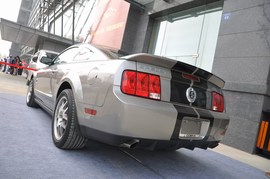 2007款福特野马Shelby