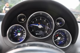 2005款布嘉迪威航实拍