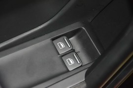 2016款大众甲壳虫180TSI