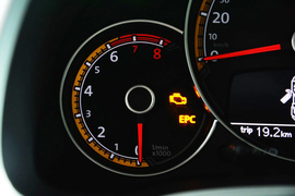 2016款大众甲壳虫180TSI