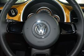 2016款大众甲壳虫180TSI