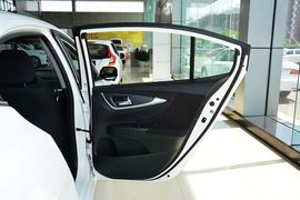 2016款本田凌派1.8L