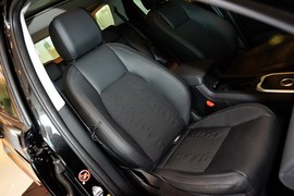 2016款路虎发现神行2.0T