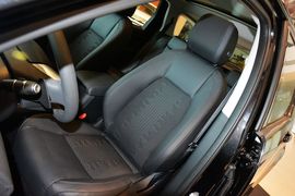 2016款路虎发现神行2.0T