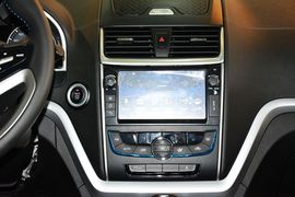 2016款吉利帝豪EV