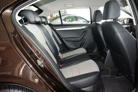 2017款斯柯达明锐1.6L自动前行版