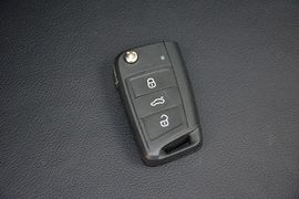 2017款斯柯达明锐1.6L自动前行版