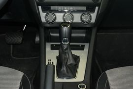 2017款斯柯达明锐1.6L自动前行版