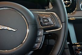 2016款捷豹XJL