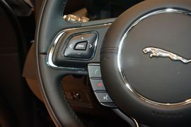 2016款捷豹XJL