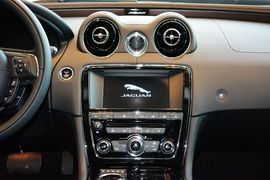 2016款捷豹XJL