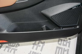2016款吉利博越1.8TD自动两驱智尊型