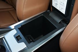 2016款吉利博越1.8TD自动两驱智尊型