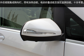 成都实拍福建奔驰V－Class