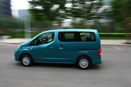 2010款日产NV200试驾