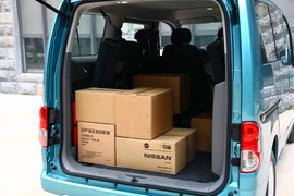 2010款日产NV200试驾