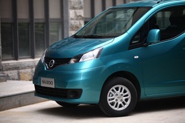 2010款日产NV200试驾