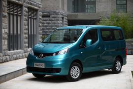 2010款日产NV200试驾