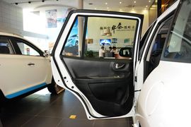 2015款华泰经典圣达菲2.0L汽油手动两驱标准型