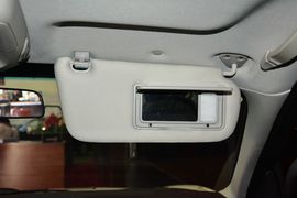 2015款华泰经典圣达菲2.0L汽油手动两驱标准型