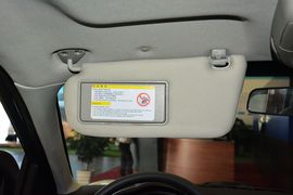 2015款华泰经典圣达菲2.0L汽油手动两驱标准型