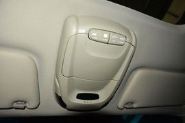 2015款华泰经典圣达菲2.0L汽油手动两驱标准型