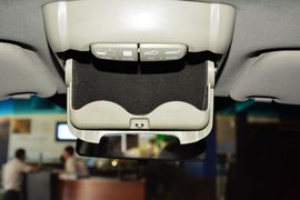 2015款华泰经典圣达菲2.0L汽油手动两驱标准型