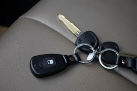 2015款华泰经典圣达菲2.0L汽油手动两驱标准型