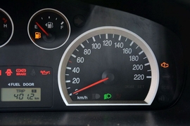 2015款华泰经典圣达菲2.0L汽油手动两驱标准型