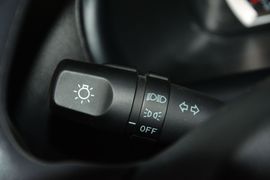 2015款华泰经典圣达菲2.0L汽油手动两驱标准型