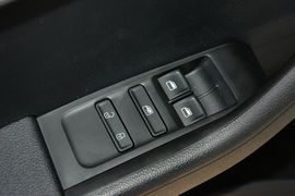 2016款斯柯达晶锐1.4L自动车享版