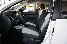 2016款斯柯达晶锐1.4L自动车享版