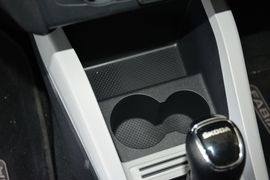 2016款斯柯达晶锐1.4L自动车享版