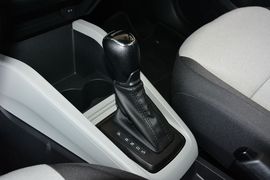 2016款斯柯达晶锐1.4L自动车享版