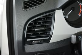 2016款斯柯达晶锐1.4L自动车享版