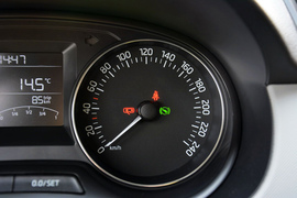 2016款斯柯达晶锐1.4L自动车享版