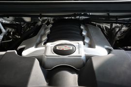 2015款凯迪拉克凯雷德