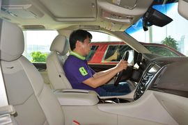 2015款凯迪拉克凯雷德