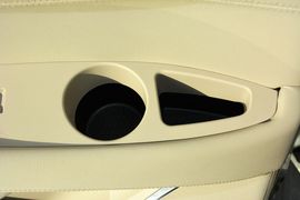 2015款凯迪拉克凯雷德