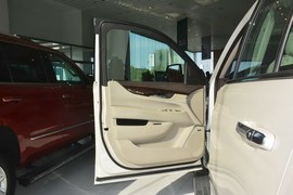 2015款凯迪拉克凯雷德