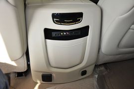 2015款凯迪拉克凯雷德