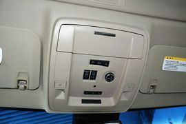 2015款凯迪拉克凯雷德