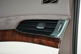 2015款凯迪拉克凯雷德