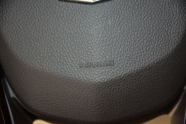 2015款凯迪拉克凯雷德