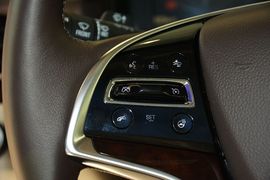 2015款凯迪拉克凯雷德