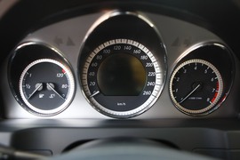 奔驰C级旅行车