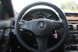 奔驰C级旅行车