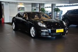 2016款保时捷Panamera