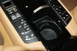 2016款保时捷Panamera