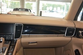 2016款保时捷Panamera